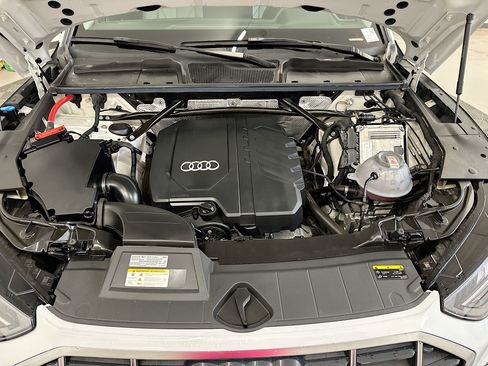 Used 2023 Audi Q5 2.0T Premium w/ Convenience Package AWD/4WD image 35