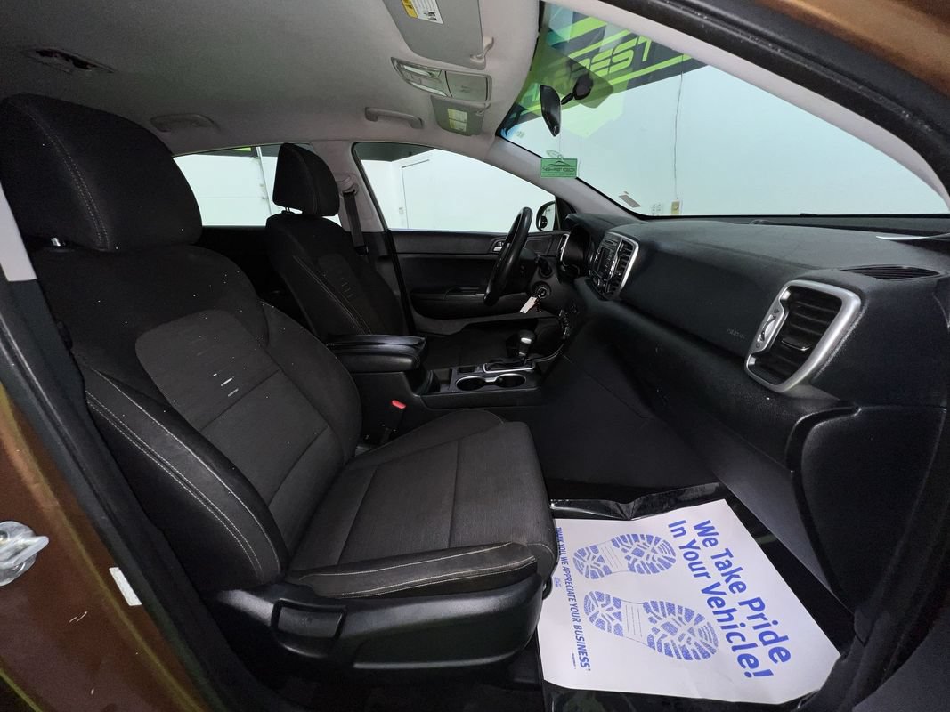 Used 2018 Kia Sportage LX FWD image 28