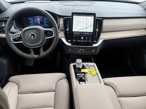 New 2026 Volvo XC90 B6 Ultra w/ Protection Package Premier AWD/4WD image 10