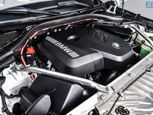 Used 2025 BMW X3 xDrive30i w/ M Sport Package image 13