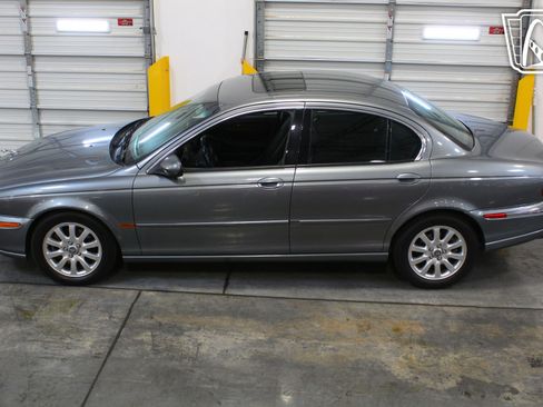 Used 2002 Jaguar X-TYPE 2.5 AWD/4WD image 8