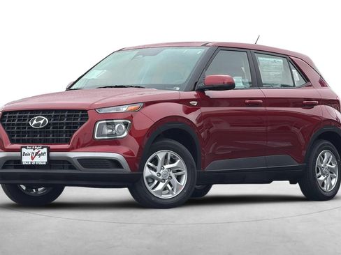 Used 2026 Hyundai Venue SE FWD image 2
