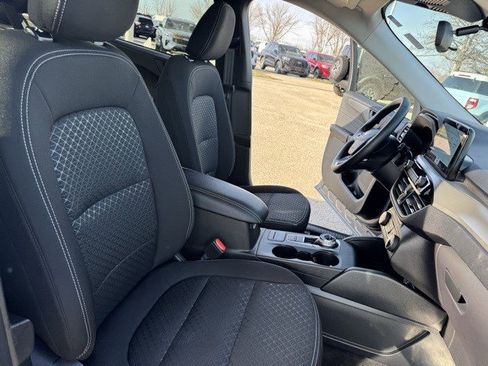 Used 2024 Ford Escape Active image 35