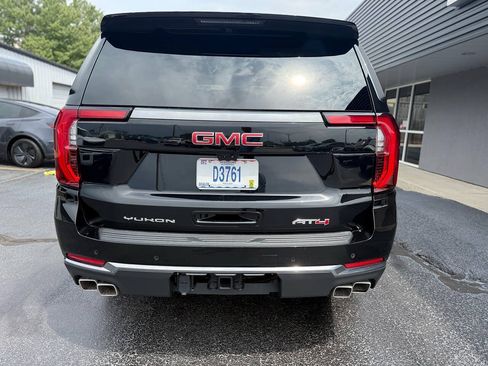 Used 2025 GMC Yukon AT4 w/ Premium Trailering Package AWD/4WD image 8
