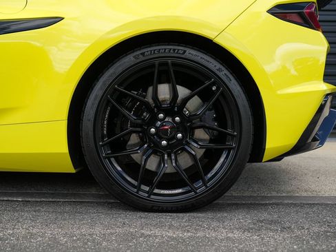 Used 2023 Chevrolet Corvette Z06 w/ Engine Appearance Package RWD image 12