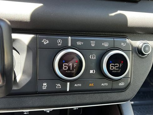 Used 2024 Land Rover Defender 90 S AWD/4WD image 32