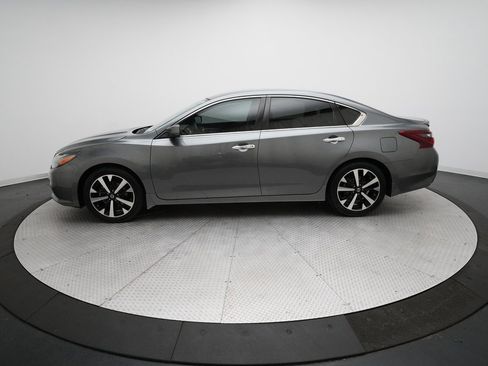 Used 2018 Nissan Altima 2.5 SR image 23