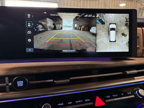 Used 2024 Hyundai Santa Fe Limited image 42