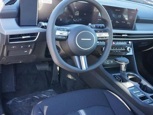 New 2026 Hyundai Sonata SE FWD image 9