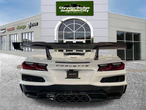 Used 2026 Chevrolet Corvette ZR1 w/ ZR1 Carbon Fiber Aero Package RWD image 6