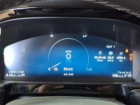 Certified 2023 Lincoln Corsair AWD image 22