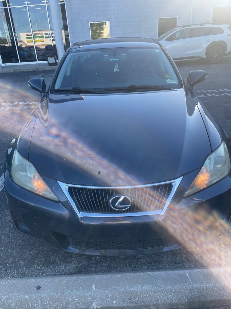 Used 2011 Lexus IS 250 AWD w/ Premium Pkg Value Edition image 4