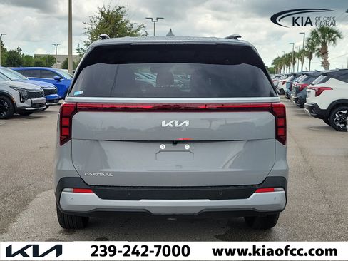 New 2026 Kia Carnival EX FWD image 5