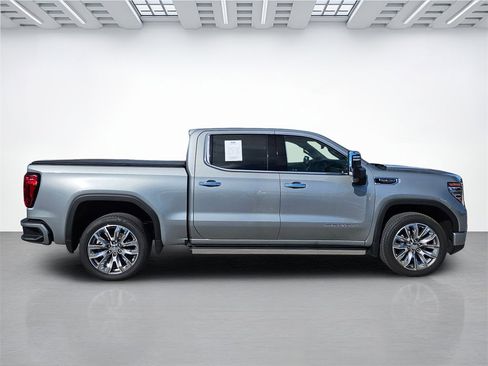Used 2024 GMC Sierra 1500 Denali w/ Denali Reserve Package image 4