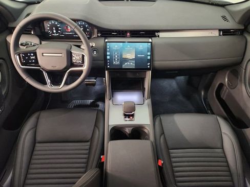 New 2026 Land Rover Discovery Sport Landmark AWD/4WD image 4