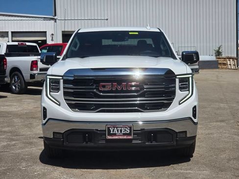Used 2025 GMC Sierra 1500 SLT AWD/4WD image 2