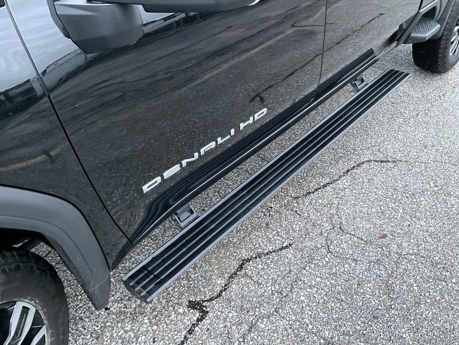 Certified 2024 GMC Sierra 2500 Denali Ultimate AWD/4WD image 21