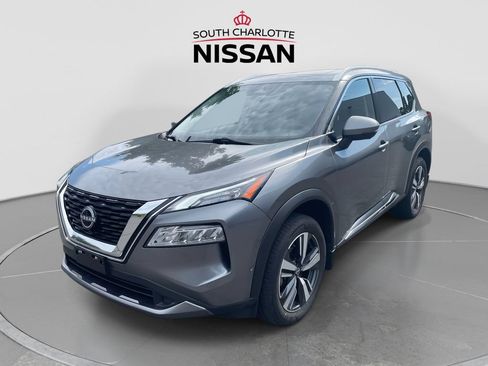Used 2023 Nissan Rogue SL w/ SL Premium Package AWD/4WD image 3