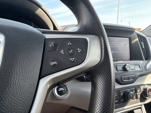 Used 2023 GMC Terrain SLE w/ Driver Convenience Package FWD image 35
