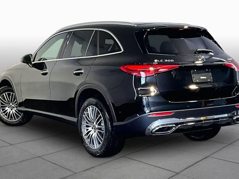 New 2026 Mercedes-Benz GLC 300 4MATIC image 3
