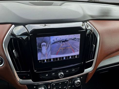Used 2020 Chevrolet Traverse High Country w/ LPO, Floor Liner Package AWD/4WD image 15