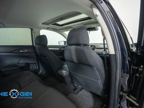Used 2019 Honda Civic EX image 34