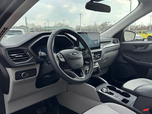 Used 2025 Ford Escape Active w/ Tech Pack #1 image 10