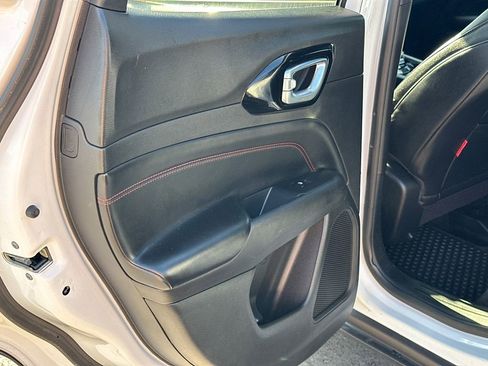 Used 2024 Jeep Compass Trailhawk image 21