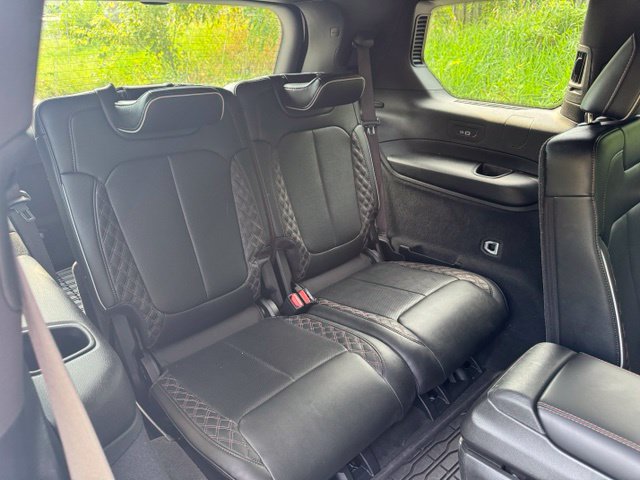 Used 2025 Jeep Grand Cherokee L Summit AWD/4WD image 19