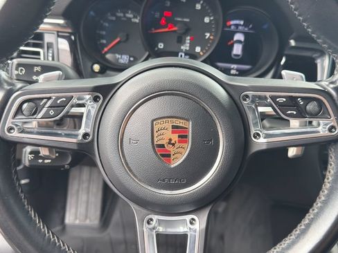 Used 2019 Porsche Macan AWD/4WD image 27