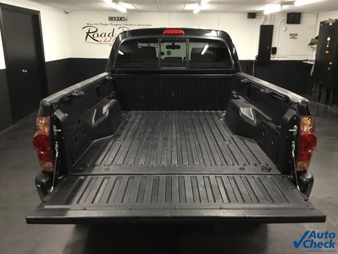 Used 2005 Toyota Tacoma 4x4 Double Cab image 11