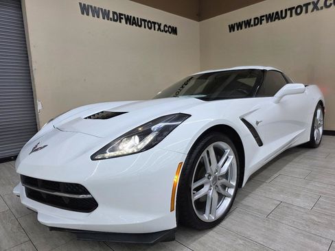 Used 2019 Chevrolet Corvette Stingray Coupe w/ Battery Protection Package RWD image 2