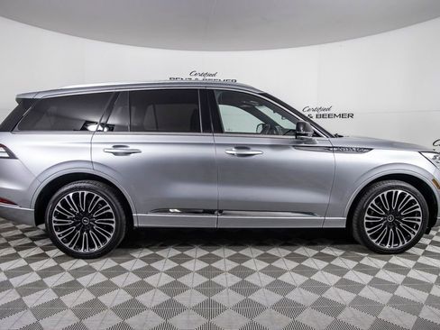 Used 2023 Lincoln Aviator Black Label w/ Dynamic Handling Package image 4