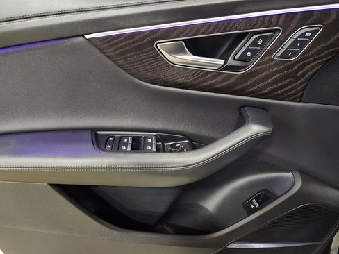 Used 2022 Audi Q8 Prestige image 44