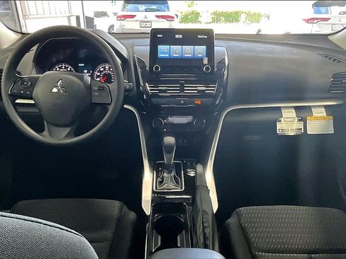 New 2026 Mitsubishi Eclipse Cross LE image 5