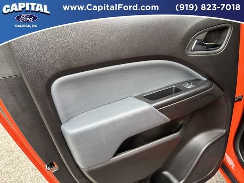Used 2019 Chevrolet Colorado Z71 AWD/4WD image 17