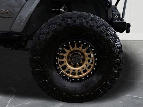 Used 2023 Jeep Wrangler Unlimited Rubicon 392 w/ Xtreme Recon 35" Tire Package image 58