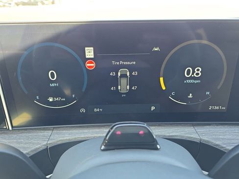 Used 2025 Hyundai Santa Fe Limited image 20