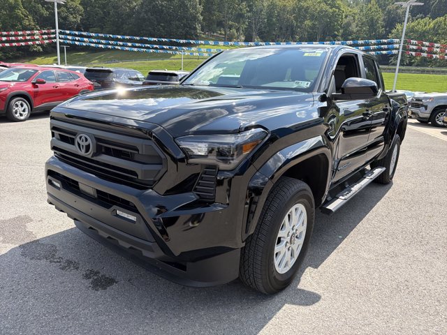 Used 2024 Toyota Tacoma SR5 AWD/4WD image 11