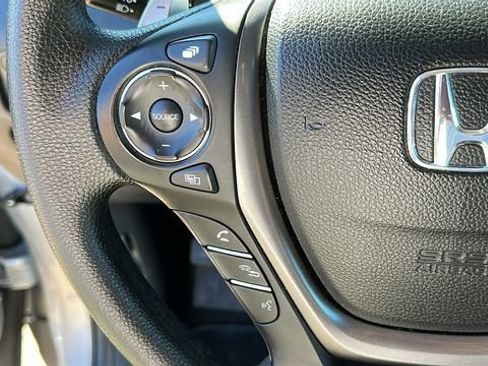 Used 2023 Honda Ridgeline Sport image 12