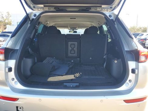 Used 2023 Mitsubishi Outlander ES image 9