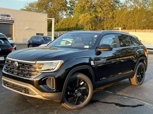 New 2026 Volkswagen Atlas Cross Sport SE image 32
