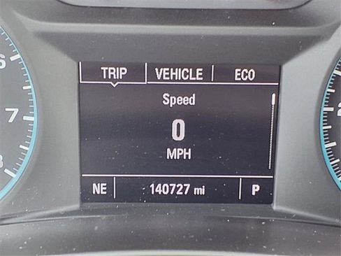 Used 2018 Chevrolet Equinox LT image 10