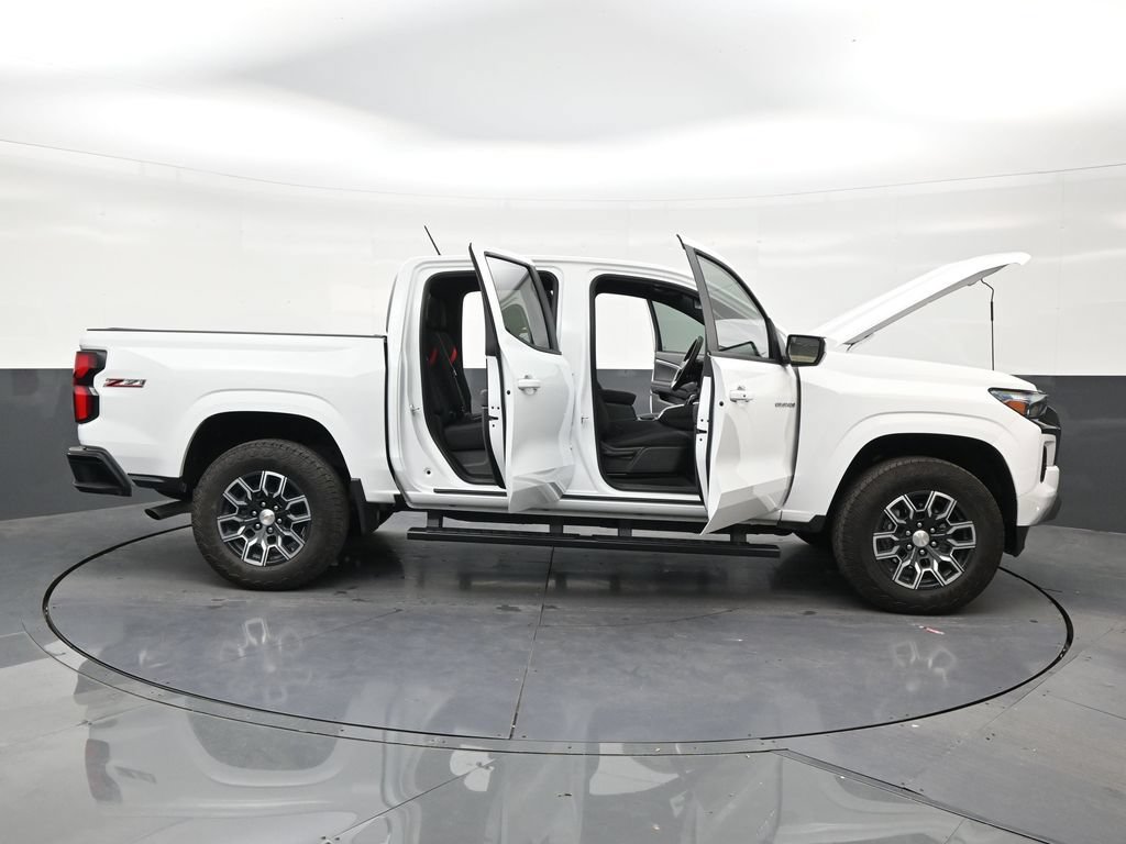 Used 2026 Chevrolet Colorado Z71 AWD/4WD image 29