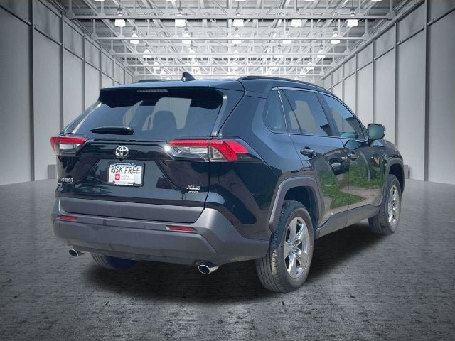 Certified 2025 Toyota RAV4 XLE AWD/4WD image 8
