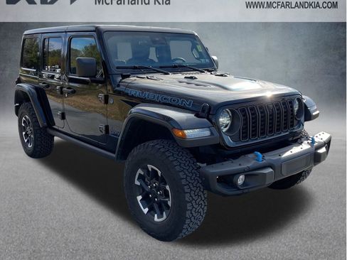 Used 2024 Jeep Wrangler Unlimited Rubicon 4xe image 9