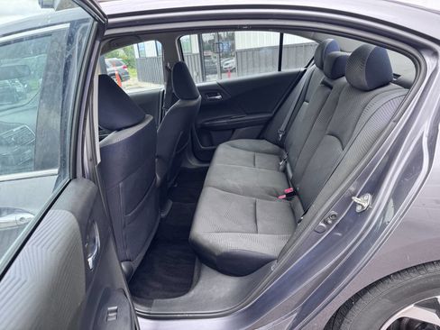 Used 2017 Honda Accord LX image 13