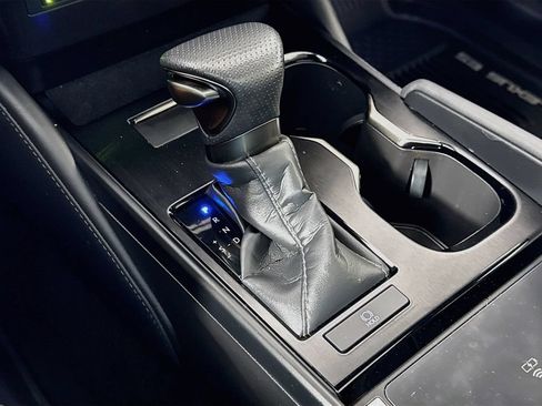Certified 2024 Lexus ES 350 F Sport w/ Accessory Package (Z2) FWD image 17