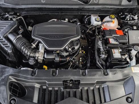 Used 2023 Chevrolet Blazer RS w/ Driver Confidence II Package image 21