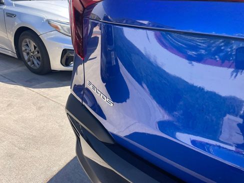 Used 2025 Kia Seltos S image 4